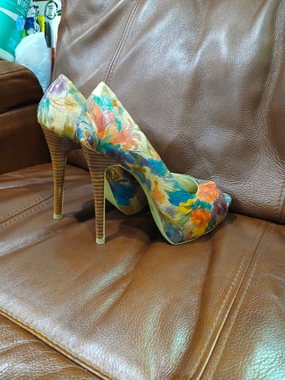 Diba Women's Floral Heel Size 5 & A Half open toe - Picture 3 of 6